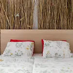 게스트하우스 Rastlinky.sk Greenhouse Guestrooms *