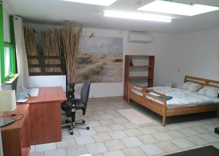 Konukevi Rastlinky.sk Greenhouse Guestrooms Bratislava