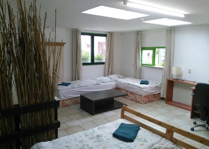 Rastlinky.sk Greenhouse Guestrooms Penzión pre hostí Bratislava