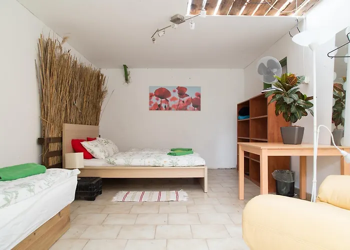 Rastlinky.sk Greenhouse Guestrooms Bratislava