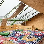 Rastlinky.sk Greenhouse Guestrooms