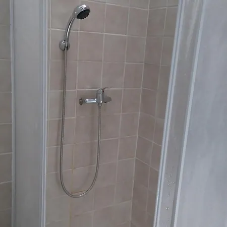 Rastlinky.sk Greenhouse Guestrooms בית הארחה *
