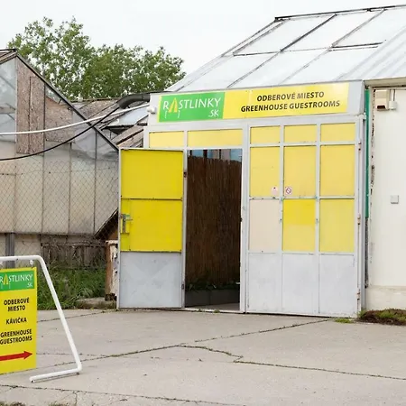 Rastlinky.sk Greenhouse Guestrooms Pensionat