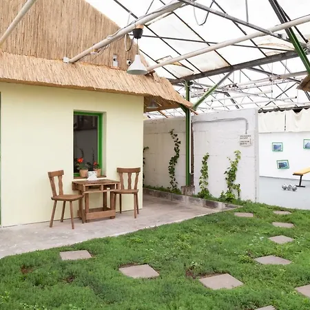 Rastlinky.sk Greenhouse Guestrooms 브라티슬라바