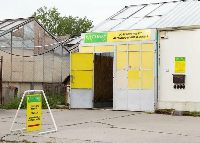 Rastlinky.sk Greenhouse Guestrooms Pensión